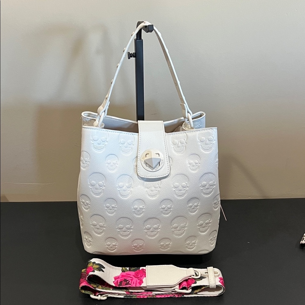 Betsey Johnson | “Cream Skull Boss” Bucket w/ Floral Strap
